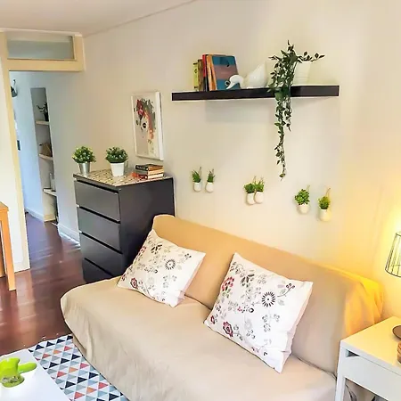 Apartmán Beautiful Cozy Flat In Flowers Garden!