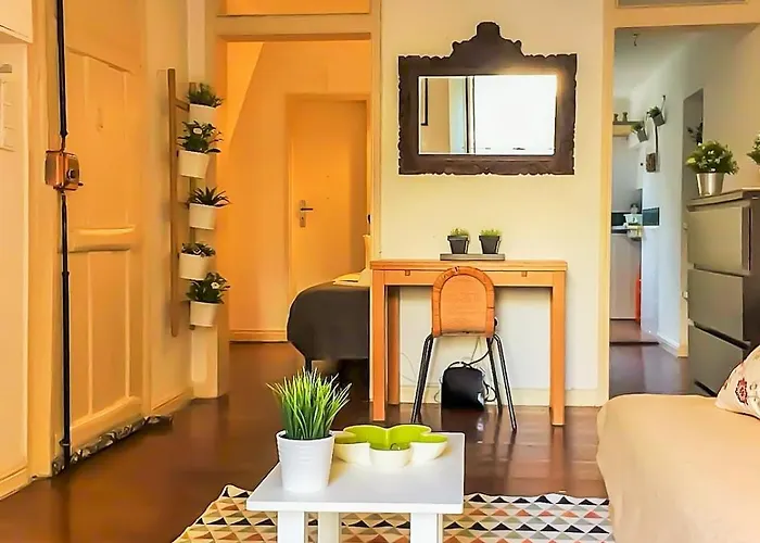 Apartament Beautiful Cozy Flat In Flowers Garden! Lizbona