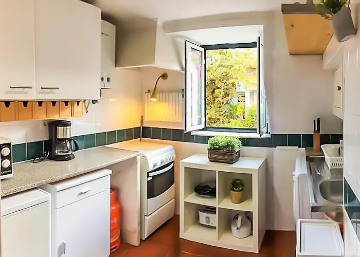 Beautiful Cozy Flat In Flowers Garden! Lisboa