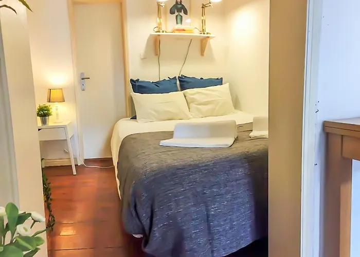 Beautiful Cozy Flat In Flowers Garden! Lejlighed *